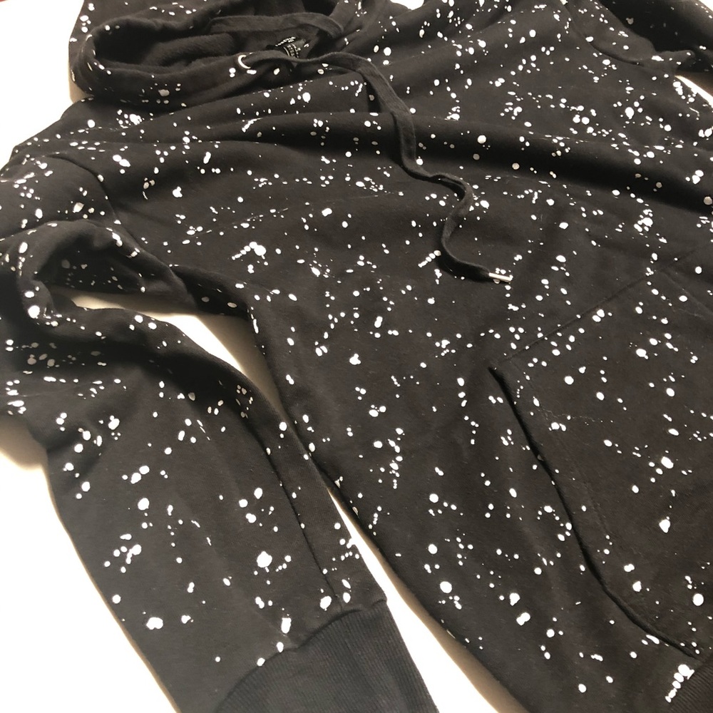 Fall Fashion! Men’s Paint Splatter hoodie